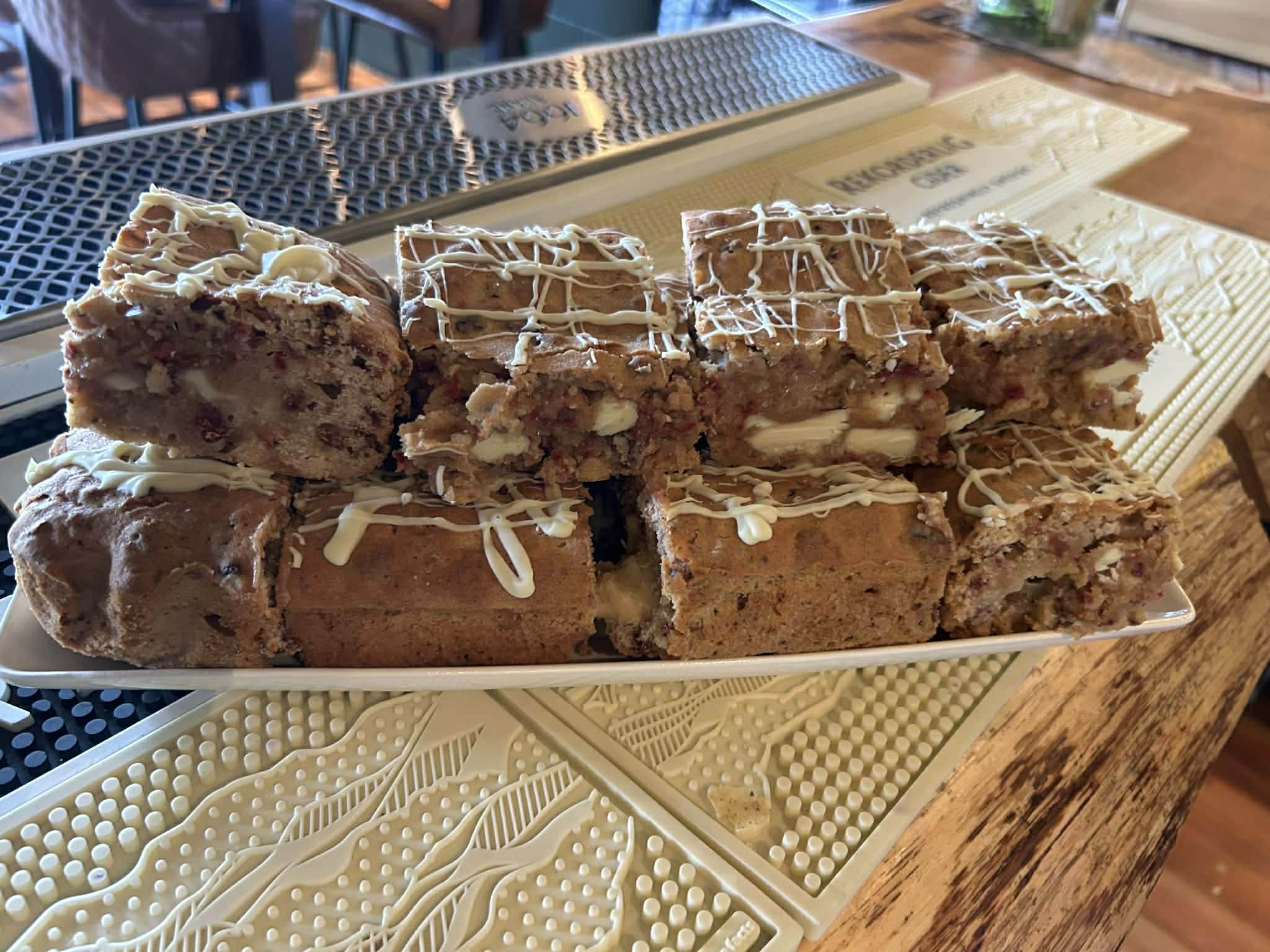 White Chocolate Drizzle Traybake